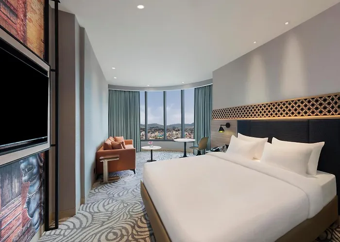 Hotel Mercure Sukedhara Heights 5*