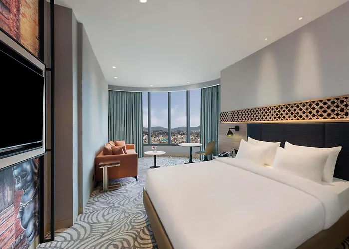 Mercure Sukedhara Heights Hotel 5*